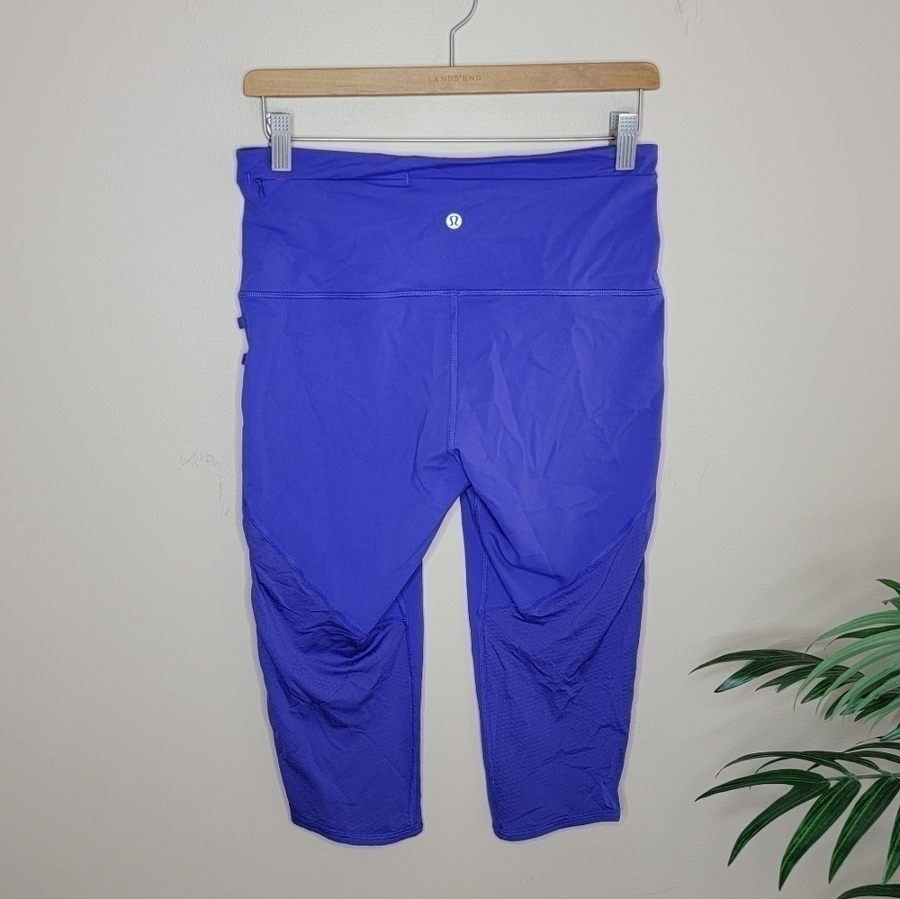 Lululemon Breezy Crops in Iris Purple Capri Cropped Leggings - Picture 3 of 8